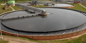 Виды загрязнений промышленных отстойников и методы их очистки