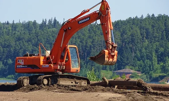 <p>Это далеко не полный перечень возможностей. Компания «Водорой» - команда профессионалов, которые всегда готовы оказать квалифицированную помощь в вопросах гидротехнических работ, <a href="/vidyrabot/gidrotekhnicheskie-rabty/" target="_blank" rel="noopener">гидромеханизации</a>, дноуглубления и берегоукрепления. Также наша команда занимается поставками оборудования и запчастей для техники, <a href="/oborudovanie-i-materialy/dlinnorukie-strely/" target="_blank" rel="noopener">продажей экскаваторных стрел большого вылета</a>.</p>
